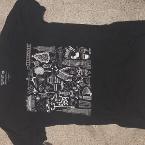 2/$10! Maptote New York City Tee Sz M